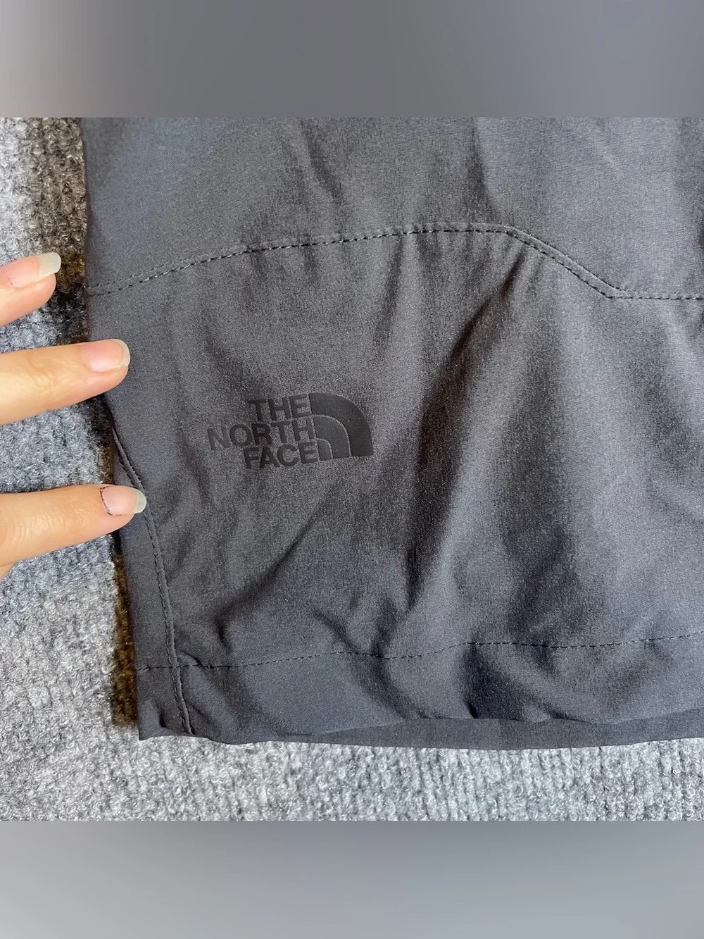 The North‎ Face Mens 30 Charcoal Gray Active Performance Hiking Shorts